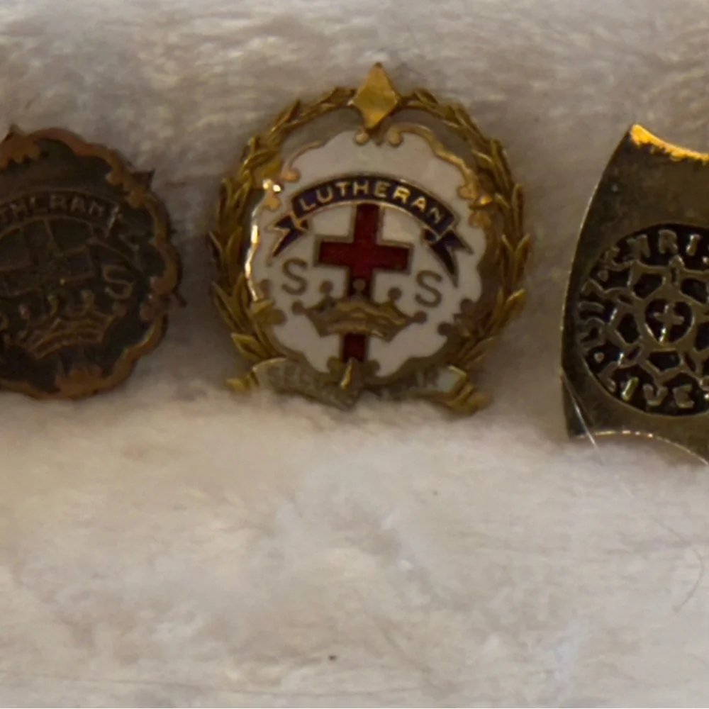 Lot of 4 Vintage Religious Accessories Terra Sancta Guild Lutheran Enamel